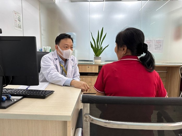 Tin vui cho người dân TPHCM: Thêm nhiều phòng khám chi trả BHYT - Ảnh 1.