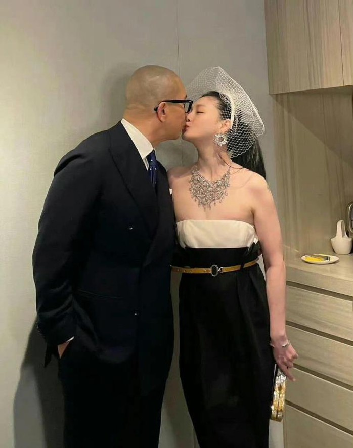 Chồng Từ Hy Viên tưởng niệm vợ gây xúc động - Ảnh 1.