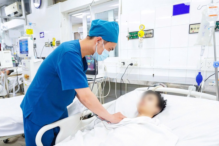 Sốt xuất huyết do muỗi đốt có thể gây tan huyết cấp nguy hiểm - Ảnh 1.