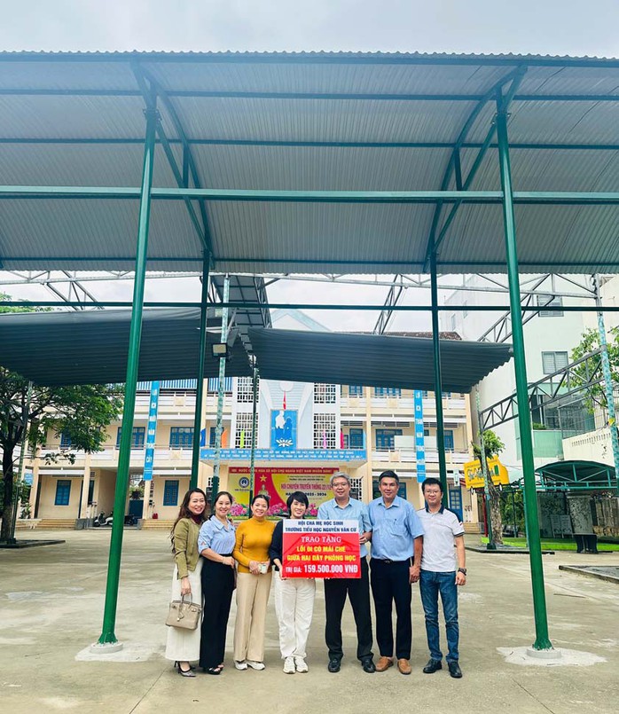 Chủ tịch tỉnh Gia Lai chỉ đạo n&oacute;ng vụ sửa b&agrave;i thi để &ldquo;d&igrave;m&rdquo; điểm học sinh - Ảnh 1.