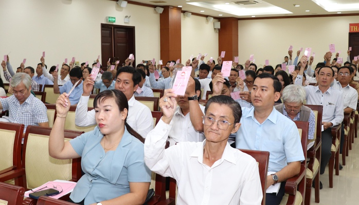 TPHCM công bố danh sách sơ bộ 60 người ứng cử đại biểu Quốc hội khóa XVI - Ảnh 3. TPHCM công bố danh sách sơ bộ 60 người ứng cử đại biểu Quốc hội khóa XVI - Ảnh 3.