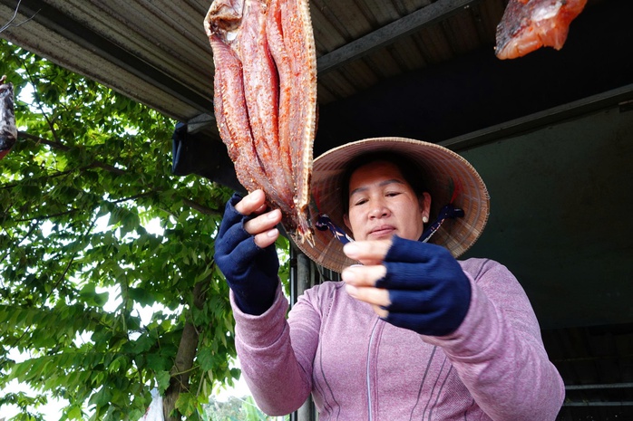 Kh&ocirc; c&aacute; l&oacute;c Cần Thơ: Nguồn thu nhập ổn định cho Người d&acirc;n dịp Tết 2026 - Ảnh 6.