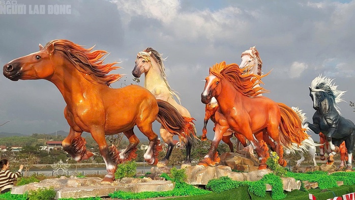 Linh vật Ngựa của tỉnh, th&agrave;nh n&agrave;o đẹp nhất Tết B&iacute;nh Ngọ 2026? - Ảnh 1.