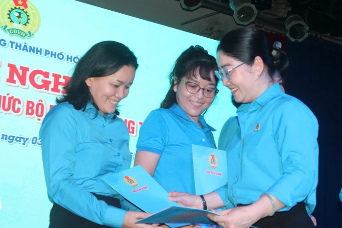 LĐLĐ TPHCM th&agrave;nh lập Tổ c&ocirc;ng t&aacute;c quản l&yacute; C&ocirc;ng đo&agrave;n Khu chế xuất - Khu c&ocirc;ng nghiệp - Ảnh 4.