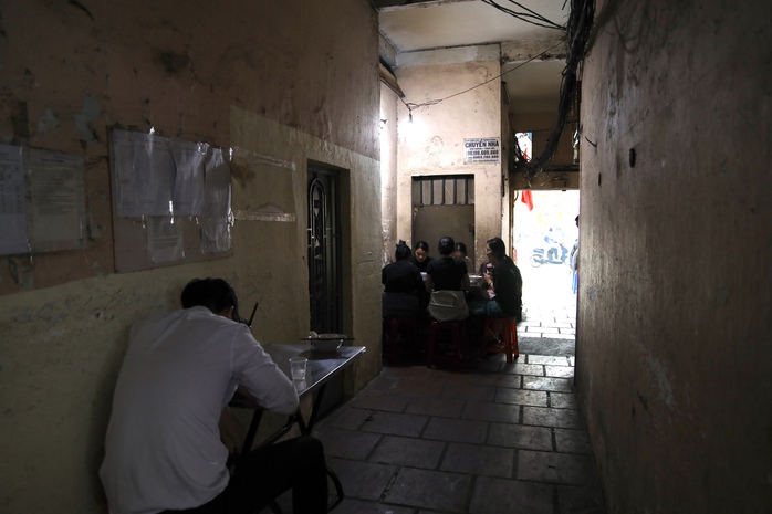 T&igrave;m đ&aacute;p số cho chung cư cũ (*): Chỉ r&otilde; từng n&uacute;t thắt - Ảnh 1.