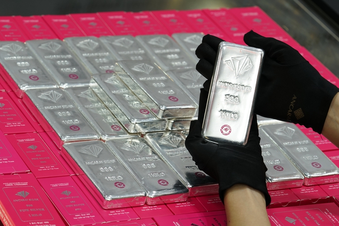 Giá vàng , bạc tăng mạnh ngày 23 - 2: Xu hướng mới trên thị trường tài chính - Ảnh 3. Giá vàng , bạc tăng mạnh ngày 23 - 2: Xu hướng mới trên thị trường tài chính - Ảnh 3.