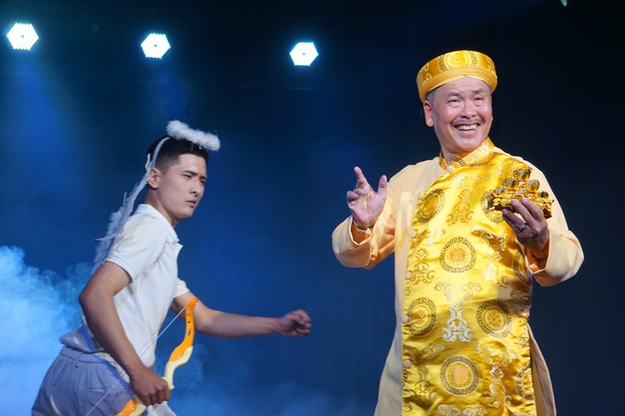 Hữu Nghĩa, Quốc Bảo ra mắt team s&acirc;n khấu Hương S&agrave;i G&ograve;n diễn tại s&acirc;n khấu lầu 1 "5B" - Ảnh 1.