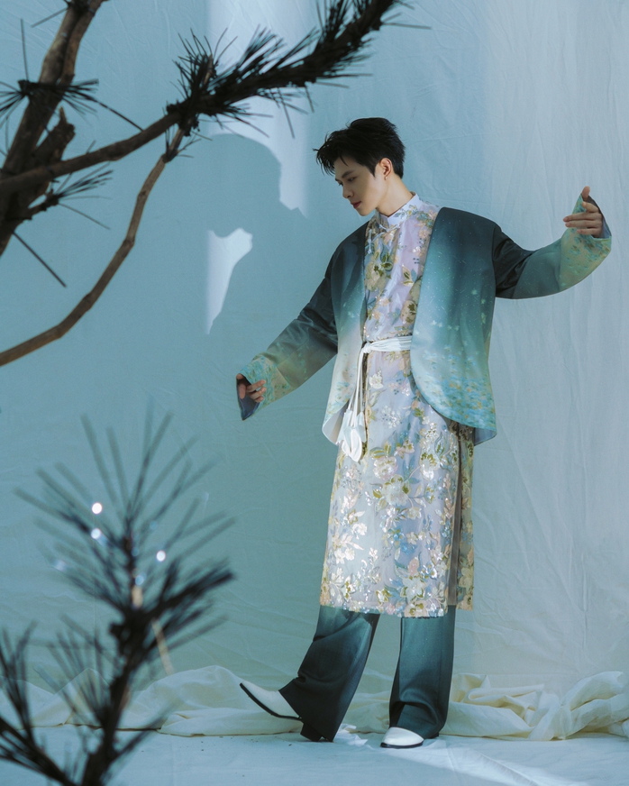 "Tú Tút"- gương mặt 100 tỉ của điện ảnh Việt - Ảnh 2.