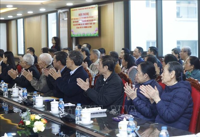 Tổng B&iacute; thư T&ocirc; L&acirc;m dự Hội nghị lấy &yacute; kiến cử tri nơi cư tr&uacute; đối với người ứng cử ĐBQH kh&oacute;a XVI - Ảnh 2.