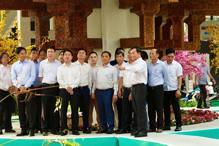 Th&ocirc;ng tin nổi bật tại TPHCM ng&agrave;y 5-2: Thị s&aacute;t chỉnh trang đ&ocirc; thị chợ Bến Th&agrave;nh,... - Ảnh 1.