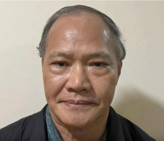 Truy tố cựu Thứ trưởng Ho&agrave;ng Văn Thắng - Ảnh 1.