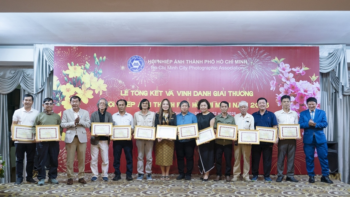 Hội Nhiếp ảnh TP HCM tổng kết năm 2025 - Ảnh 1.