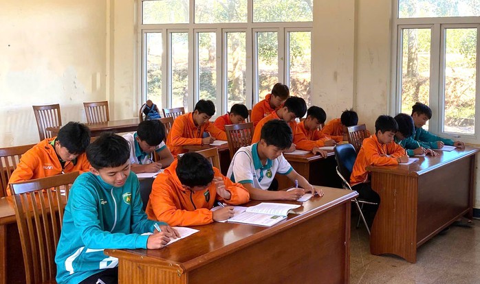 Học viện b&oacute;ng đ&aacute; Nutifood tuyển sinh kh&oacute;a 4 to&agrave;n quốc - Ảnh 2.