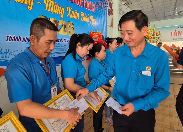 Hơn 8.200 lao động sum vầy trong "Bữa cơm tất ni&ecirc;n C&ocirc;ng đo&agrave;n" - Ảnh 5.