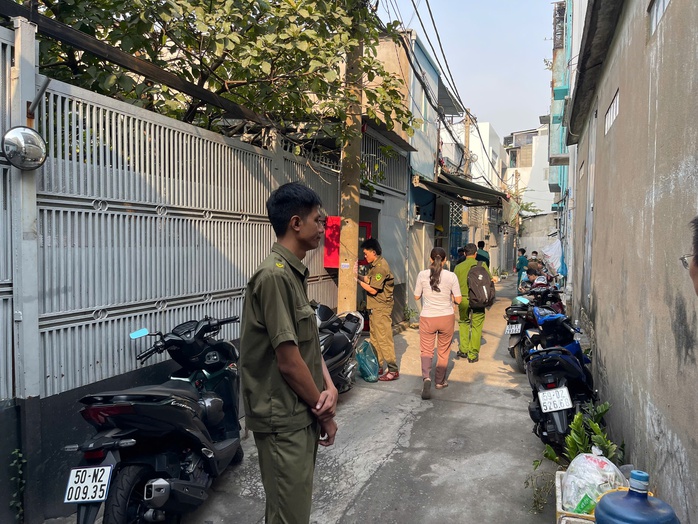 Nh&acirc;n chứng kể lại gi&acirc;y ph&uacute;t ch&aacute;y khiến 3 mẹ con tử vong ở TPHCM - Ảnh 3.