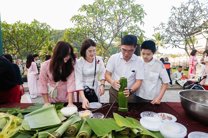 Nha Trang: "G&oacute;i b&aacute;nh T&eacute;t - Trở về Tết xưa" mừng xu&acirc;n B&iacute;nh Ngọ 2026 - Ảnh 2.