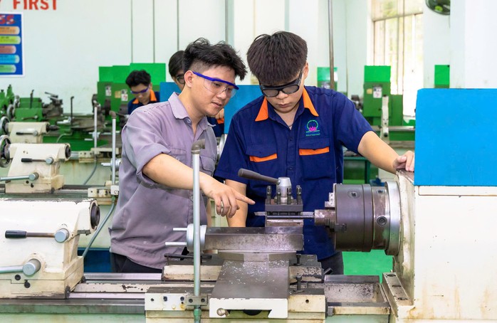 G&oacute;p &yacute; Dự thảo Quy chế tuyển sinh ĐH 2026: Đừng để cao đẳng đứng ngo&agrave;i bức tranh tuyển sinh mới! - Ảnh 1.