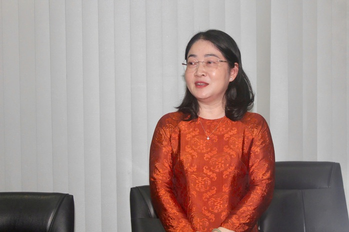 L&atilde;nh đạo LĐLĐ TPHCM thăm, ch&uacute;c Tết B&aacute;o Người Lao Động - Ảnh 2.