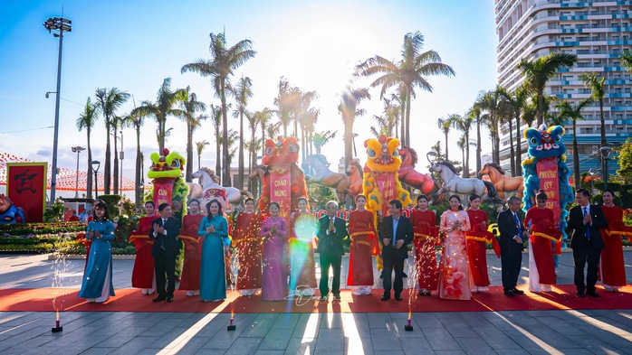 Quy Nhơn ra mắt cụm linh vật Tết 2026, thêm điểm check-in cho du khách - Ảnh 1.