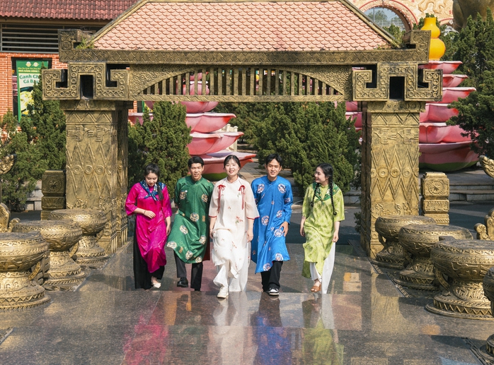 Trải nghiệm Lễ hội Suối Ti&ecirc;n 2026 với nhiều hoạt động hấp dẫn cho du kh&aacute;ch - Ảnh 4.