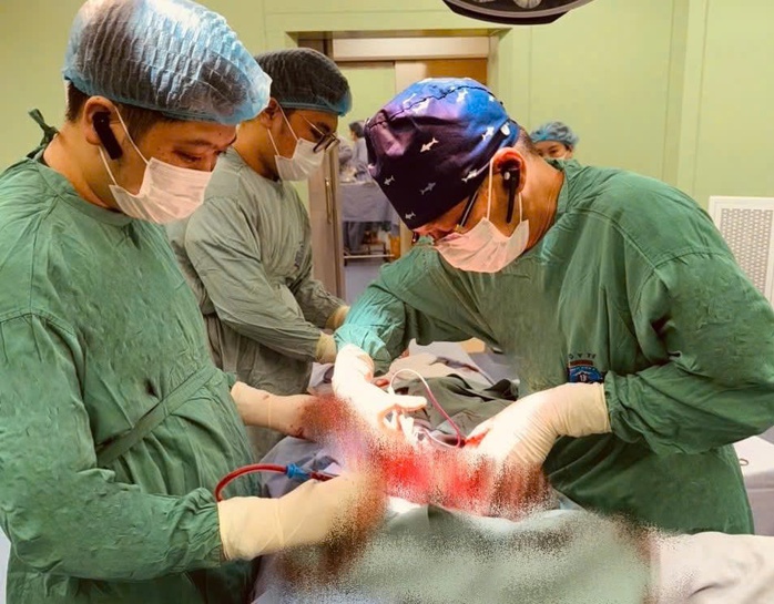 Th&ecirc;m thuốc ung thư gi&aacute; thấp cho người bệnh - Ảnh 1.