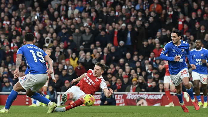 Đại ph&aacute; Sunderland, Arsenal bay cao đỉnh bảng Ngoại hạng - Ảnh 4.