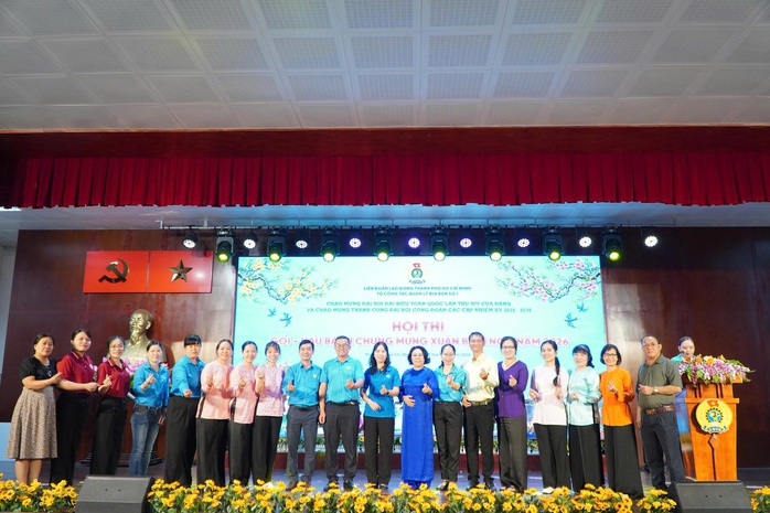 400 đo&agrave;n vi&ecirc;n &ndash; lao động kh&oacute; khăn sum vầy đ&oacute;n Tết c&ugrave;ng C&ocirc;ng đo&agrave;n TPHCM - Ảnh 7.