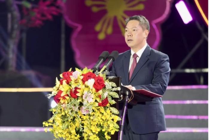 Rực rỡ Lễ hội "Sắc đ&agrave;o xứ Lạng - kết nối mu&ocirc;n phương" - Ảnh 1.