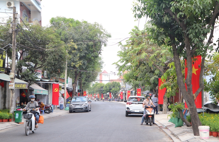 Phường Tam B&igrave;nh rợp b&oacute;ng cờ Tổ quốc - Ảnh 2.