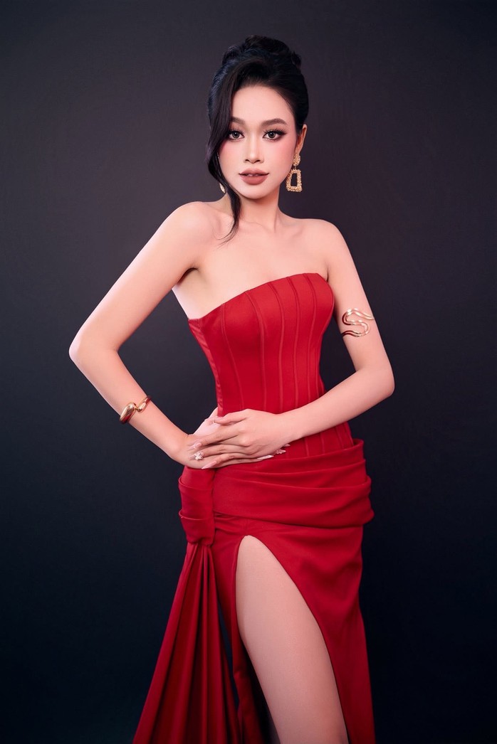 Tuổi 21 giỏi giang của Hoa hậu xứ Thanh Nguyễn Thị Mỹ Linh  - Ảnh 3.