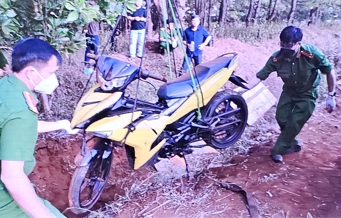 H&eacute; lộ manh mối khiến nh&oacute;m cướp ng&acirc;n h&agrave;ng ở Gia Lai lộ diện - Ảnh 1.