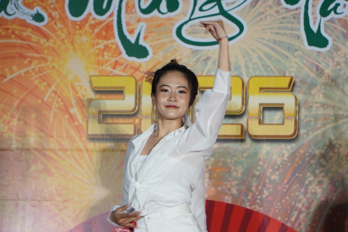 TPHCM: Phường Di&ecirc;n Hồng tưng bừng đ&oacute;n m&ugrave;a xu&acirc;n đầu ti&ecirc;n sau ng&agrave;y th&agrave;nh lập phường - Ảnh 7.