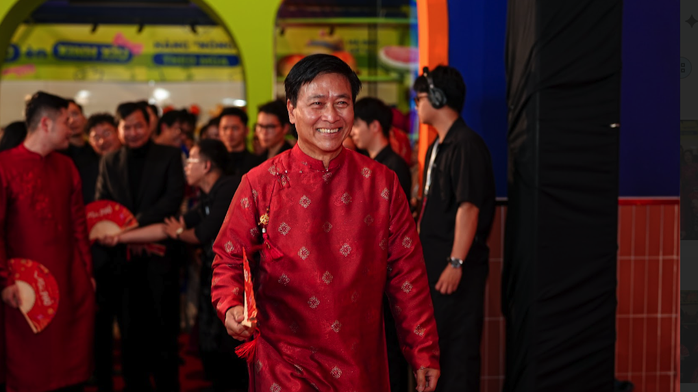 Xu&acirc;n Hinh h&eacute; lộ c&aacute;t s&ecirc; đ&oacute;ng phim "M&ugrave;i phở" kh&ocirc;ng bằng đi h&aacute;t hai b&agrave;i - Ảnh 8.