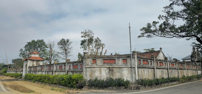 Cận cảnh đền thờ vua Mai Hắc Đế ở H&agrave; Tĩnh  - Ảnh 3.