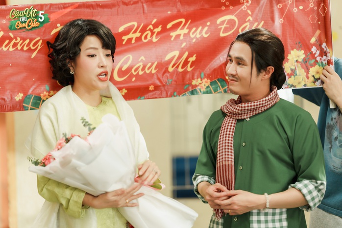 Phim Tết của Huỳnh Lập tạo tiếng cười dồn dập - Ảnh 1.