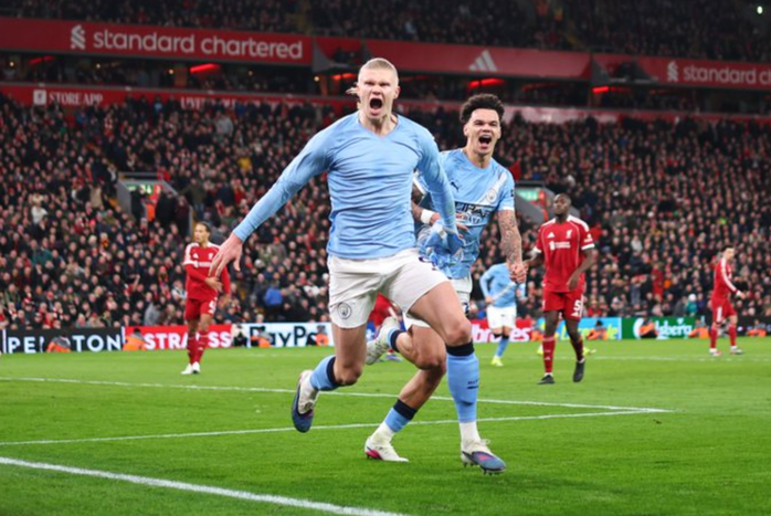 5 khoảnh khắc "đi&ecirc;n rồ" ở đại chiến Liverpool &ndash; Man City - Ảnh 4.