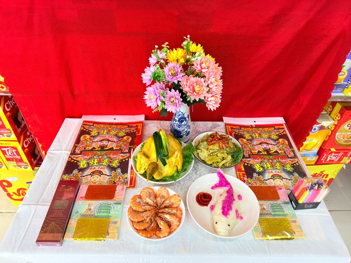 Si&ecirc;u thị tham gia cuộc đua m&acirc;m c&uacute;ng &ocirc;ng T&aacute;o năm 2026 với gi&aacute; hấp dẫn - Ảnh 2.