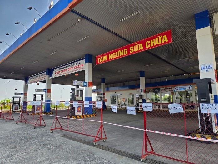 Diễn biến mới vụ hai trạm xăng dầu tr&ecirc;n cao tốc TPHCM - Long Th&agrave;nh - dầu Gi&acirc;y - Ảnh 1.
