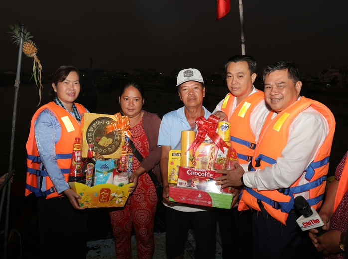 Cần Thơ tri &acirc;n người giữ hồn chợ nổi C&aacute;i Răng năm 2026 - Ảnh 1.