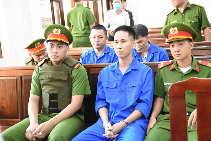 Vụ thảm &aacute;n Đồng Nai: L&ecirc; Sỹ T&ugrave;ng khai mua s&uacute;ng để giết người - Ảnh 1.