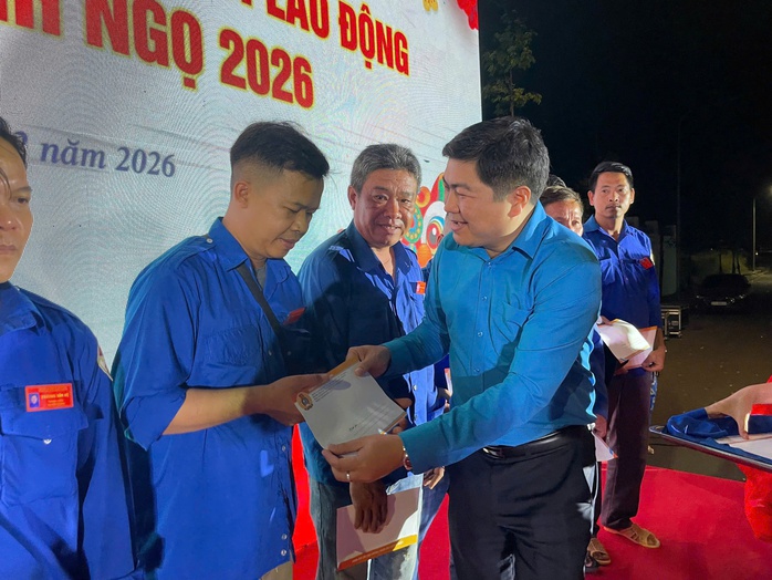 Tết sum vầy đến với người lao động tại TPHCM - Ảnh 3.