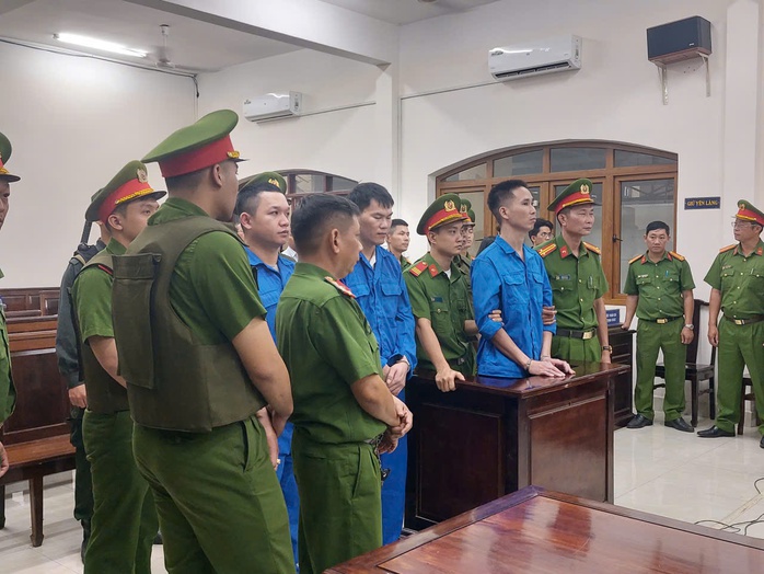 Vụ thảm &aacute;n l&agrave;m 3 người tử vong ở Đồng Nai: Đề nghị mức &aacute;n đối với L&ecirc; Sỹ T&ugrave;ng v&agrave; c&aacute;c đồng phạm - Ảnh 1.