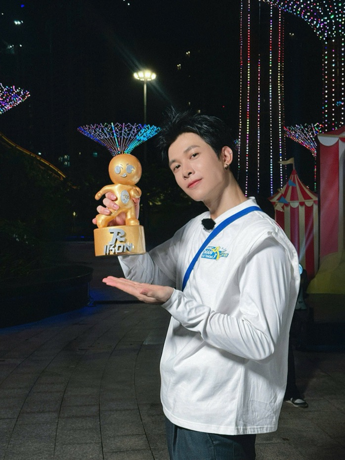 Anh T&uacute; Atus trở th&agrave;nh Qu&aacute;n qu&acirc;n của Running Man m&ugrave;a 3  - Ảnh 1.