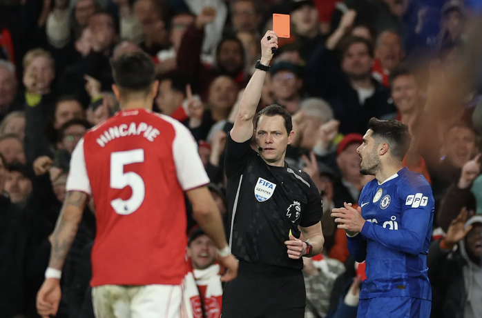 Mưa b&agrave;n thắng từ phạt g&oacute;c, Arsenal đ&aacute;nh bại Chelsea ở derby London - Ảnh 6.