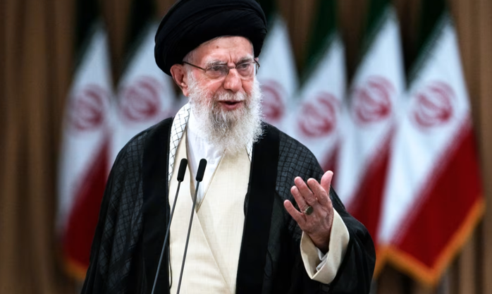 Iran: Ai đủ sức kế vị Đại giáo chủ Khamenei? - Ảnh 1. Khoảng trống quyền lực tại Iran: Ai đủ sức kế vị Đại giáo chủ Khamenei? - Ảnh 1.