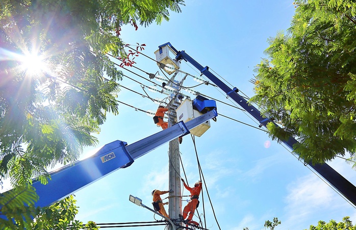 C&ocirc;ng ty Điện lực Đ&agrave; Nẵng đảm bảo điện phục vụ bầu cử - Ảnh 2.