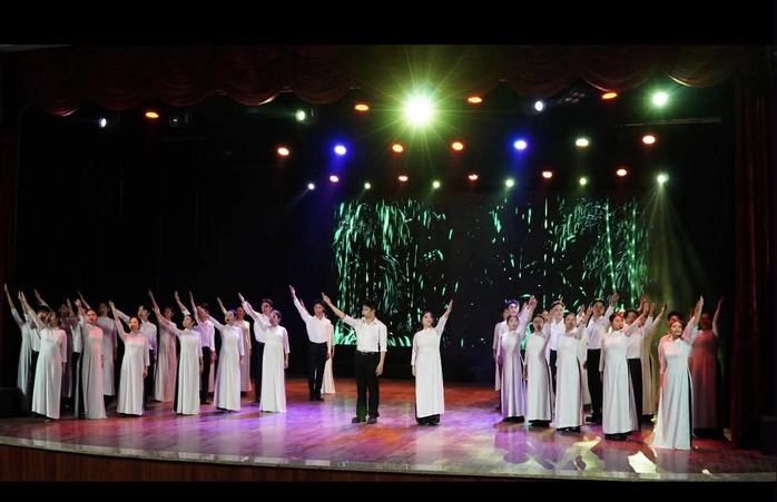 Khởi động chuỗi hoạt động tưởng niệm 100 năm ng&agrave;y mất cụ Phan Ch&acirc;u Trinh - Ảnh 1.