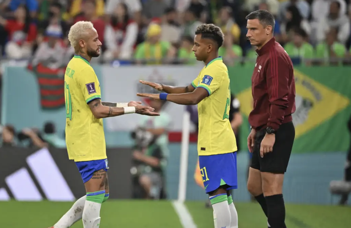 Neymar t&aacute;i xuất, mơ cơ hội cuối dự World Cup với tuyển Brazil - Ảnh 3.