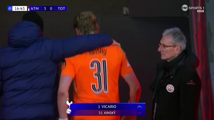 T&igrave;nh cảnh &ldquo;bi đ&aacute;t&rdquo; chưa từng c&oacute; của Tottenham - Ảnh 1.