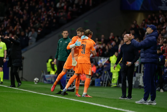 T&igrave;nh cảnh &ldquo;bi đ&aacute;t&rdquo; chưa từng c&oacute; của Tottenham - Ảnh 2.